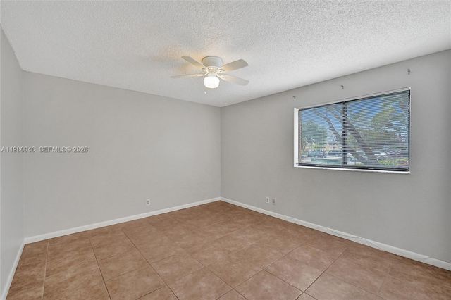 2846 S University Dr 4102, Davie, FL 33328