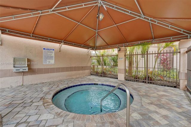 2846 S University Dr 4102, Davie, FL 33328