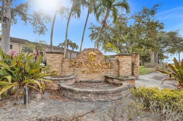 2846 S University Dr 4102, Davie, FL 33328