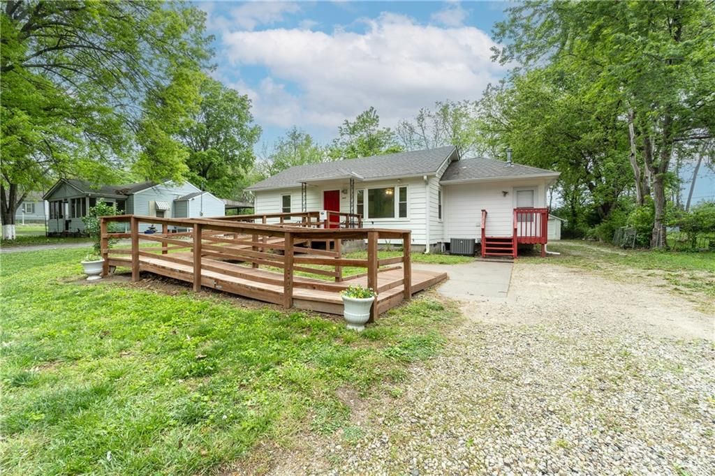 5114 Clark Street, Kansas City, KS 66106