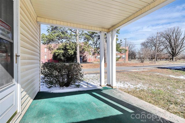 1609 School Avenue, Gastonia, NC 28052