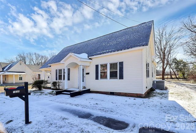 1609 School Avenue, Gastonia, NC 28052