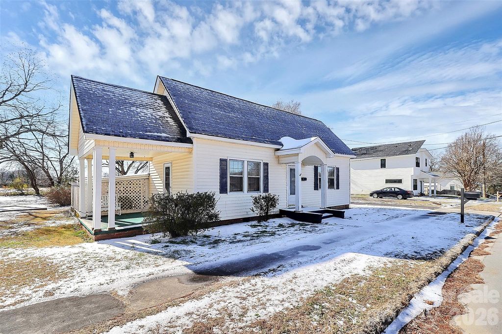 1609 School Avenue, Gastonia, NC 28052