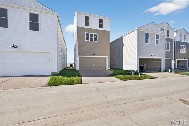 5026 Becks Landing Lane, St Charles, MO 63301