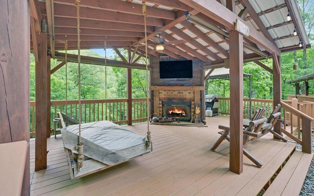 344 Woody Branch Road, Murphy, NC 28906