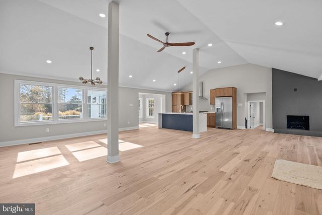 271 STOOPVILLE RD, Newtown, PA 18940