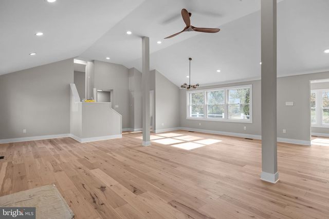 271 STOOPVILLE RD, Newtown, PA 18940