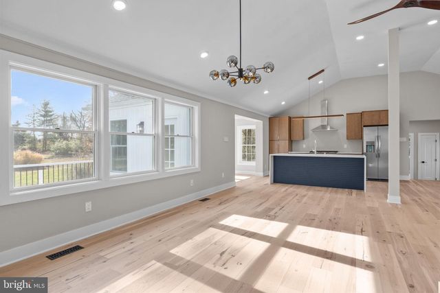 271 STOOPVILLE RD, Newtown, PA 18940