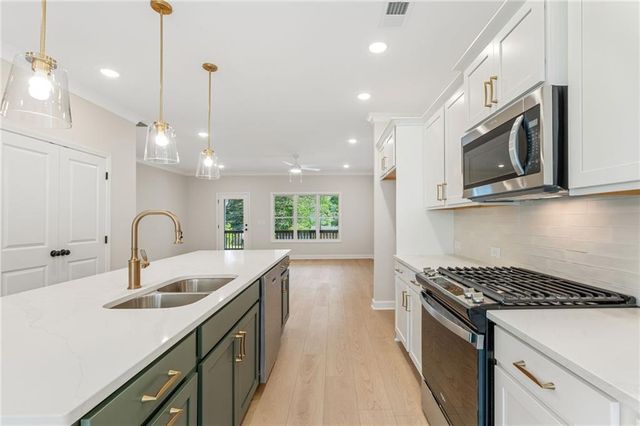1931 Deco Drive, Kennesaw, GA 30144