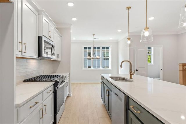 1931 Deco Drive, Kennesaw, GA 30144