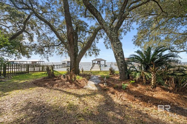 14629 Scenic Highway 98, Fairhope, AL 36532