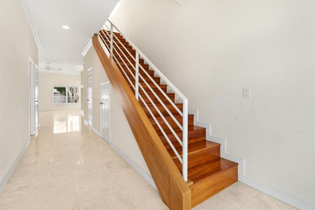 4517 NE 21st Avenue 4, Fort Lauderdale, FL 33308