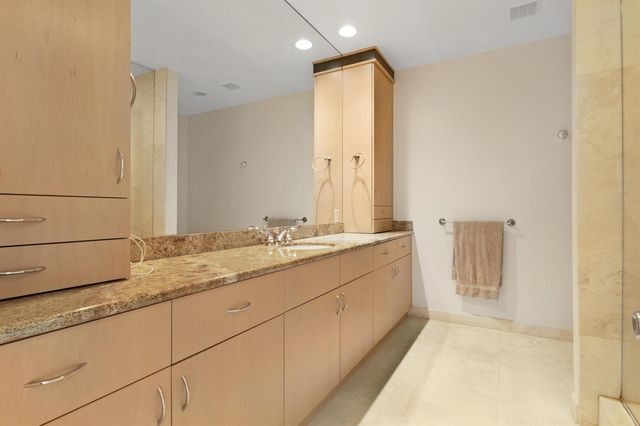 4517 NE 21st Avenue 4, Fort Lauderdale, FL 33308