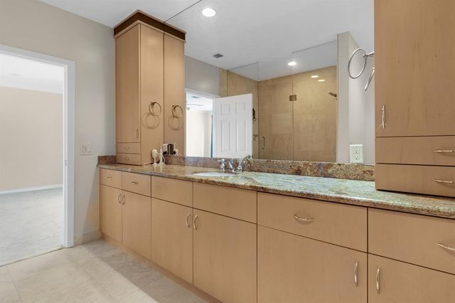 4517 NE 21st Avenue 4, Fort Lauderdale, FL 33308