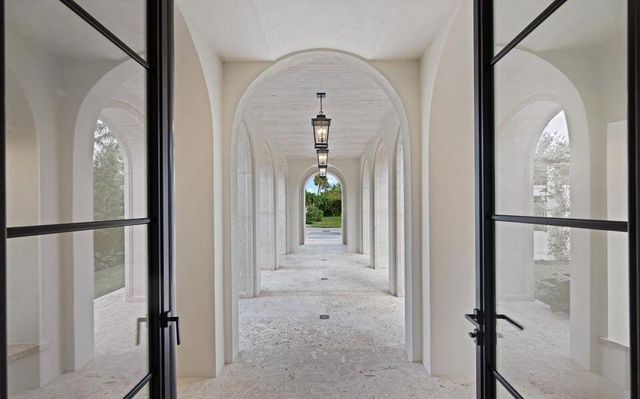 1260 N Lake Way, Palm Beach, FL 33480