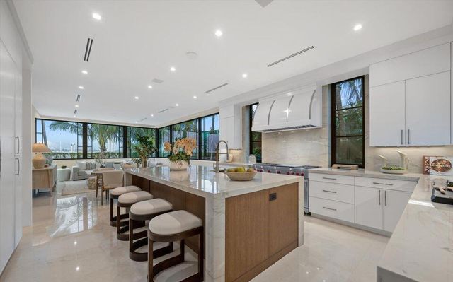 1260 N Lake Way, Palm Beach, FL 33480