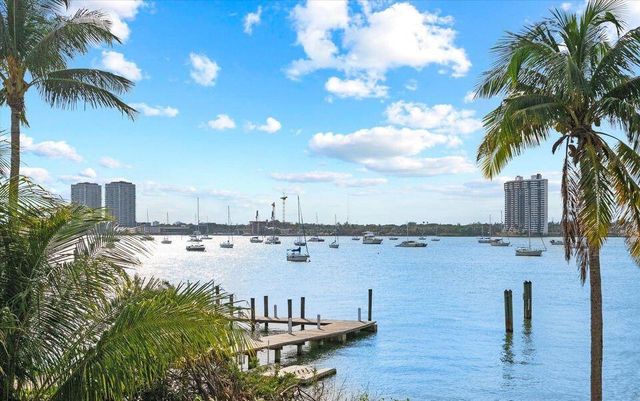 1260 N Lake Way, Palm Beach, FL 33480