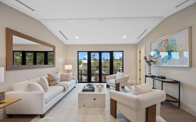 1260 N Lake Way, Palm Beach, FL 33480