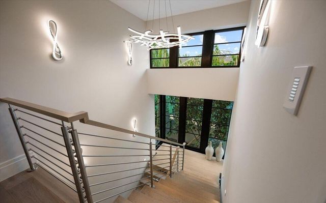 1260 N Lake Way, Palm Beach, FL 33480