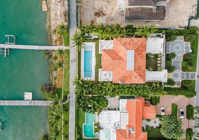 1260 N Lake Way, Palm Beach, FL 33480