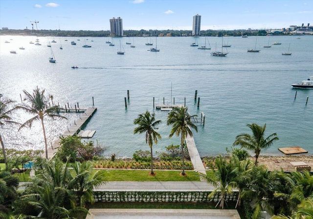 1260 N Lake Way, Palm Beach, FL 33480