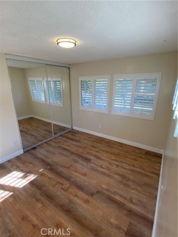 9813 Rhea Avenue, Northridge (los Angeles), CA 91324