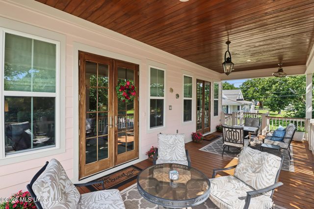 402 S Nicholson Avenue, Long Beach, MS 39560