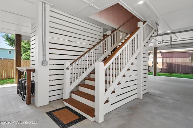 402 S Nicholson Avenue, Long Beach, MS 39560