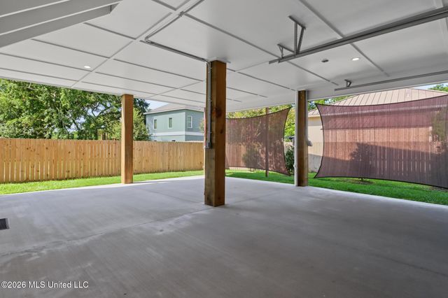 402 S Nicholson Avenue, Long Beach, MS 39560