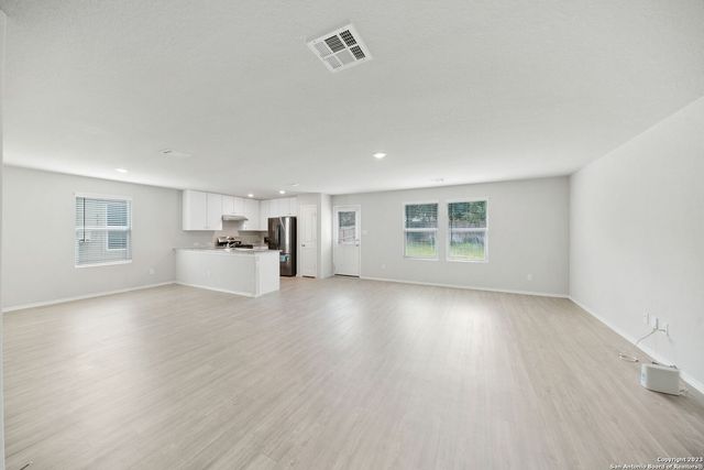 10135 Braun Cloud, San Antonio, TX 78254