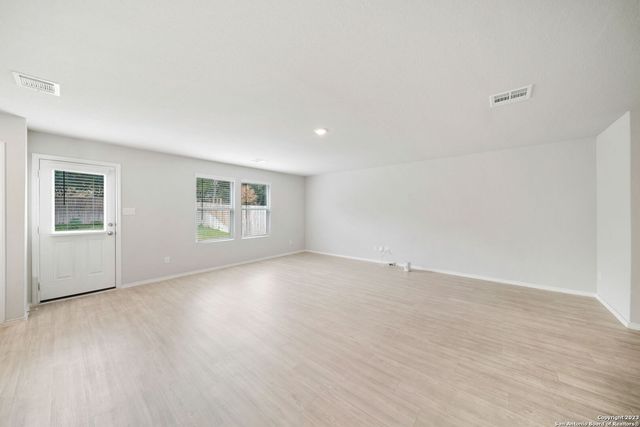 10135 Braun Cloud, San Antonio, TX 78254