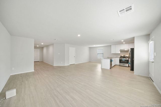 10135 Braun Cloud, San Antonio, TX 78254