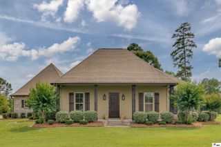 202 PINEHURST CIRCLE, Calhoun, LA 71225