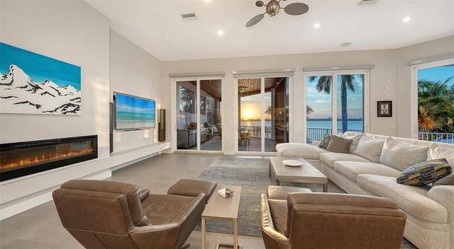 324 BAYSHORE DRIVE, Osprey, FL 34229