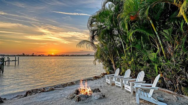 324 BAYSHORE DRIVE, Osprey, FL 34229