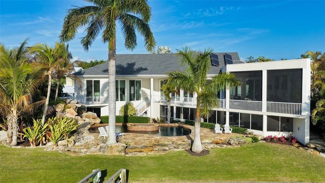 324 BAYSHORE DRIVE, Osprey, FL 34229