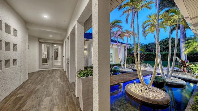 324 BAYSHORE DRIVE, Osprey, FL 34229