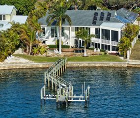 324 BAYSHORE DRIVE, Osprey, FL 34229