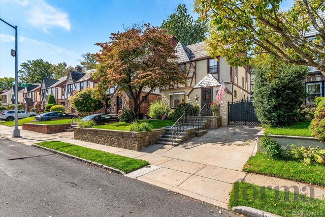 5022 Overbrook Street, Douglaston, NY 11362