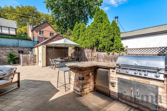 5022 Overbrook Street, Douglaston, NY 11362