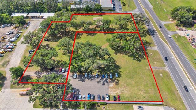 9935 N US HIGHWAY 301, Wildwood, FL 34785