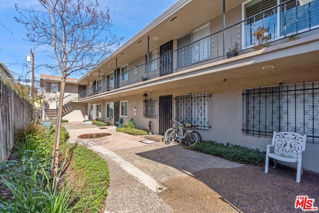 1525 E 2nd Street 5, Long Beach, CA 90802