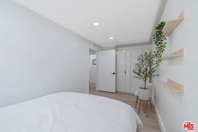 1525 E 2nd Street 5, Long Beach, CA 90802