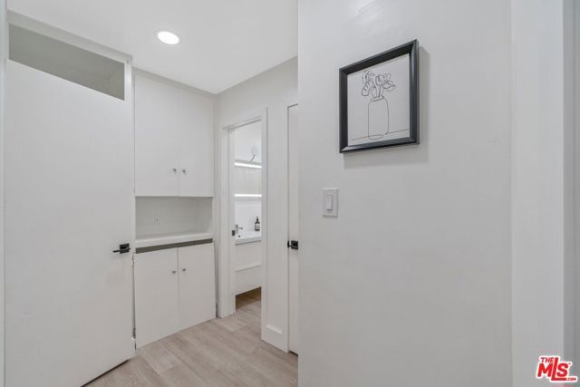 1525 E 2nd Street 5, Long Beach, CA 90802