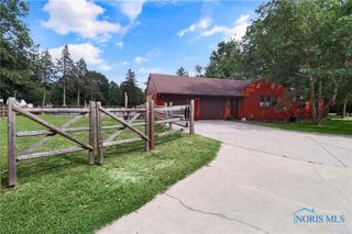 1830 Lilias Drive, Oregon, OH 43616