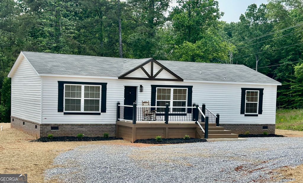 2111 Double Bridge Road, Demorest, GA 30535