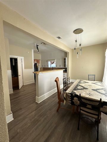 1824 Lyle Avenue, Waco, TX 76708