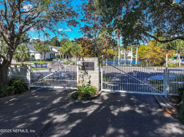 2881 LANDYNS Circle, Fernandina Beach, FL 32034