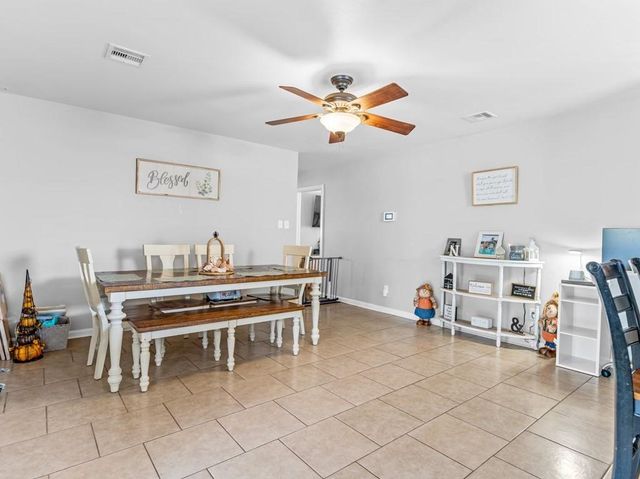 4009 Rice Avenue, Bay City, TX 77414