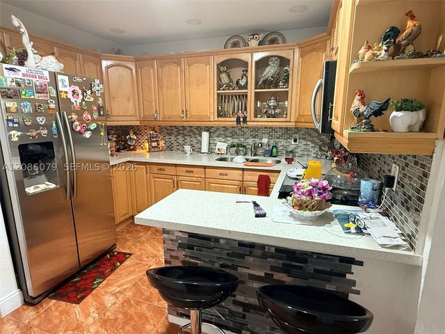 343 W 11th St, Hialeah, FL 33010